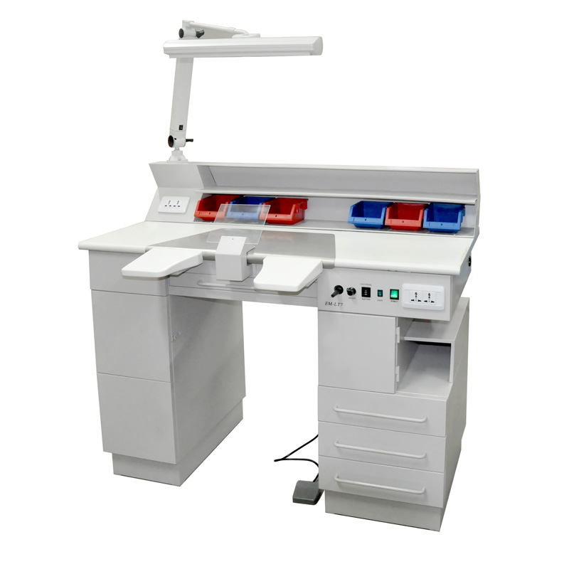 Attrezzatura Dentistica Banco  - Lab Equipment recensione e prezzo